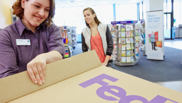 FedEx – Elektrisiert die Märkte dank weihnachtsähnlicher online Shopping-Niveaus