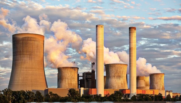 Energiekrise könnte für Laufzeitverlängerung der Kohle- und Atomkraftwerke sorgen