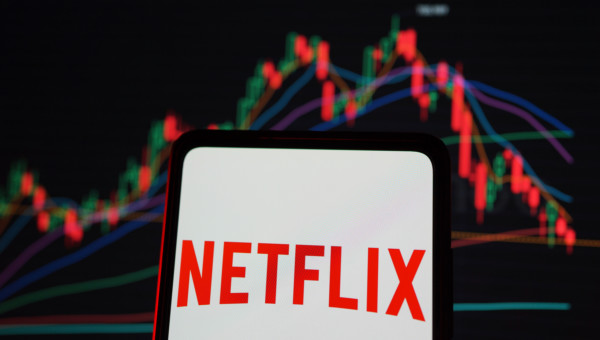 Netflix verliert nach Bekanntgabe der Quartalszahlen -25 %