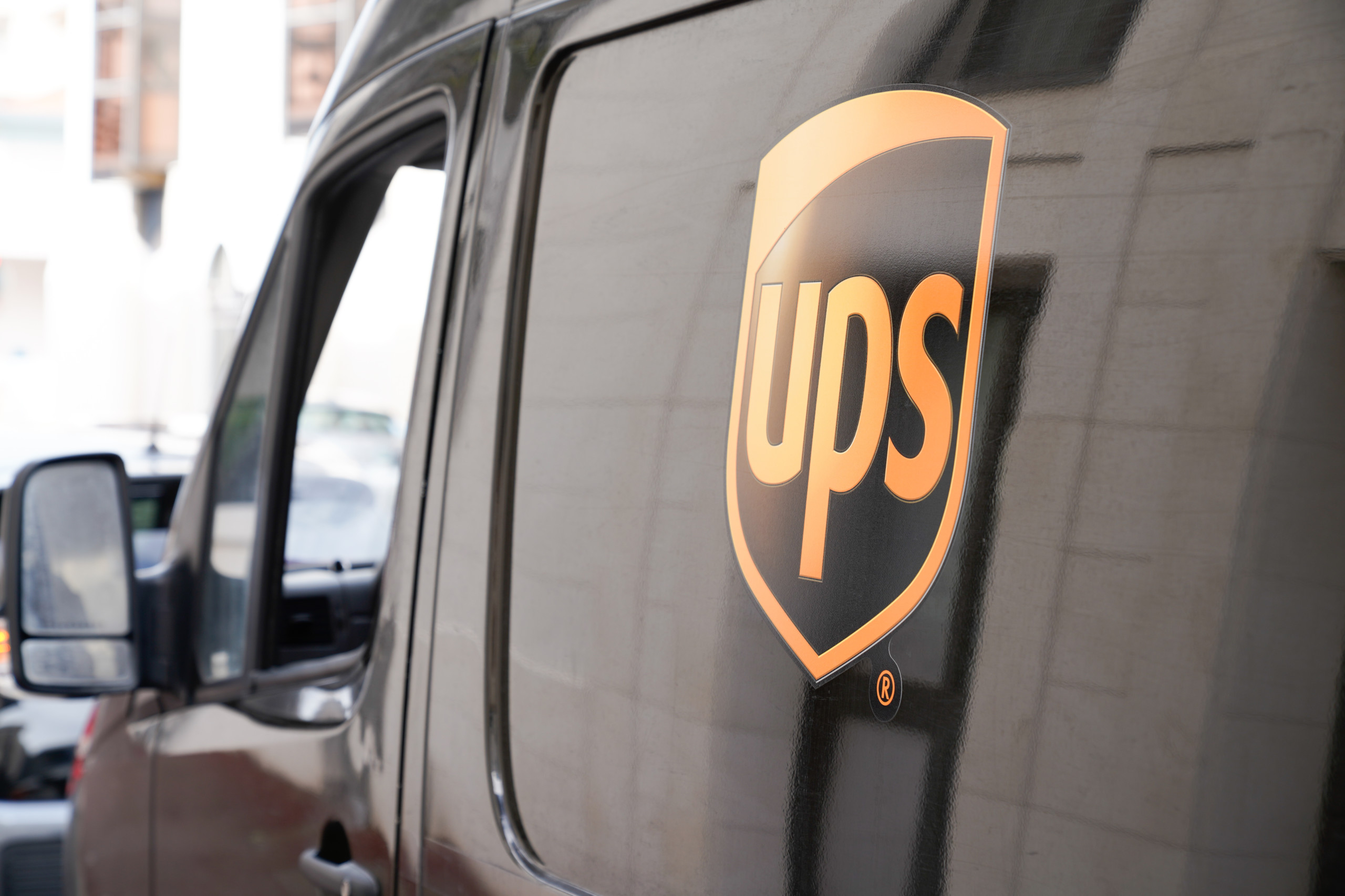 Paketdienst UPS liefert: Umsatz und Gewinn deutlich stärker