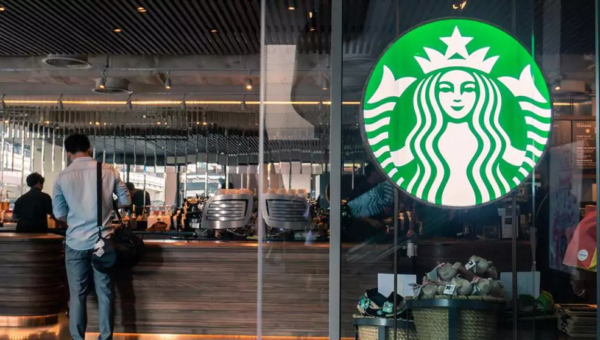 Nach -40 % Crash: Ist Starbucks jetzt ein Kauf?