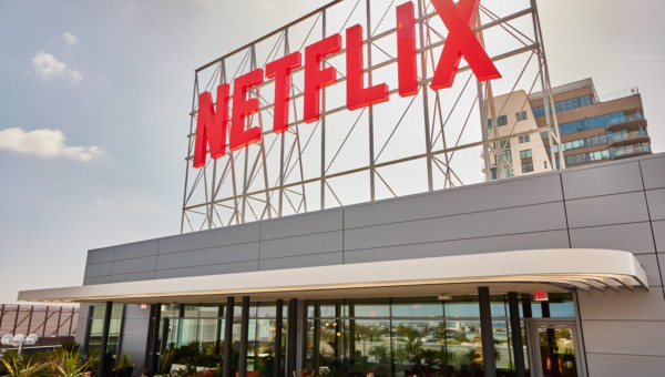 Netflix schneidet besser ab als gedacht – Aktie startet durch!