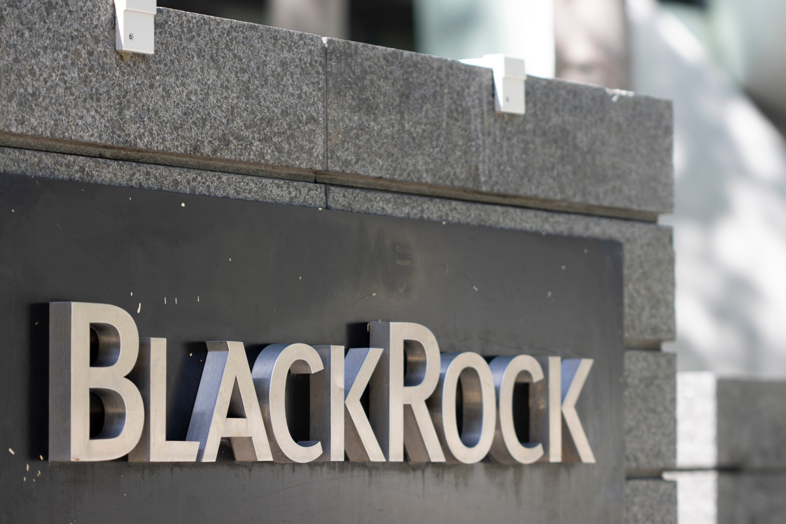 BlackRock übertrifft zwar die Gewinnschätzungen, enttäuscht jedoch beim Umsatz