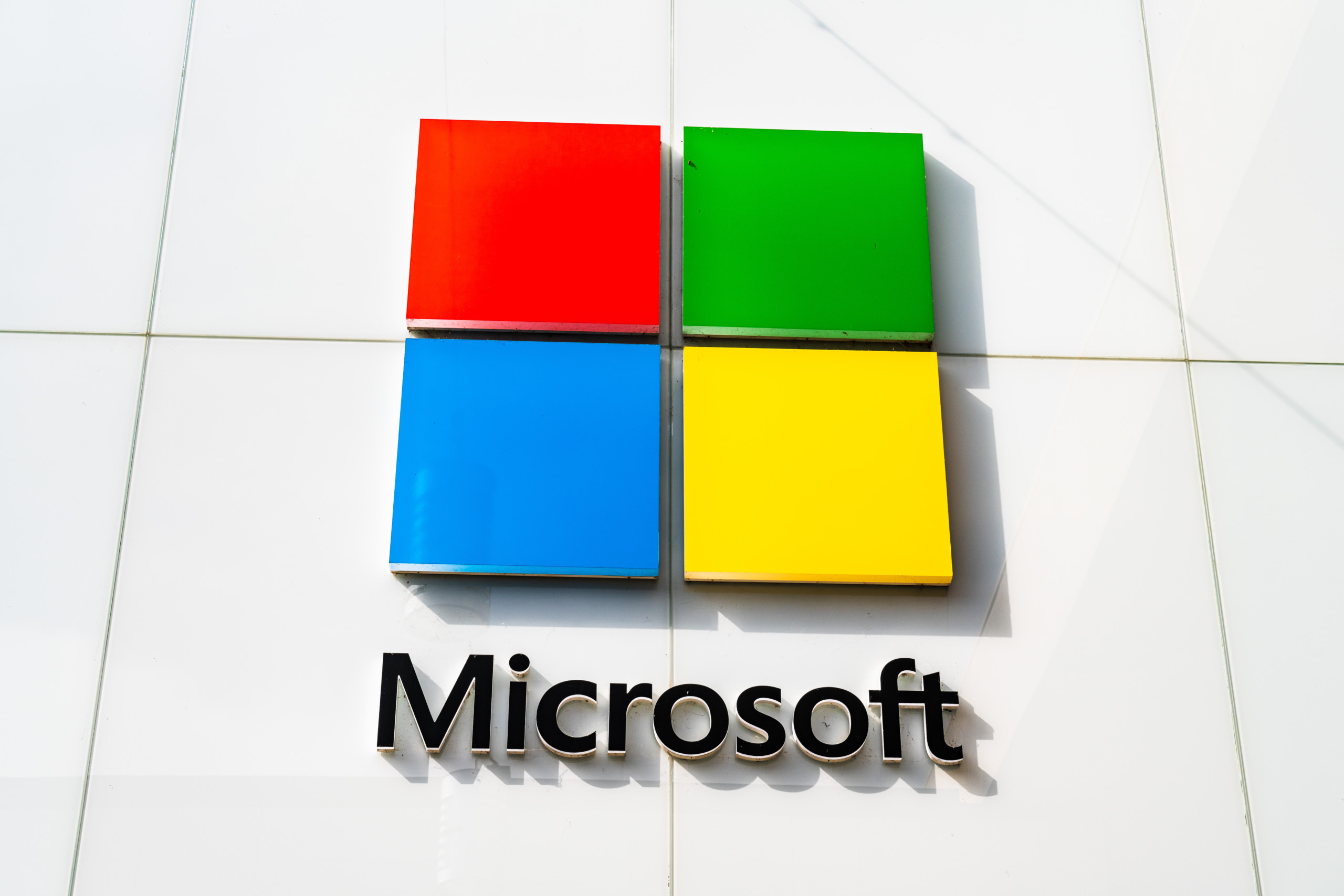 Gerüchte über milliardenschwere Investition von Microsoft in OpenAI - Verhandlungen im Gange