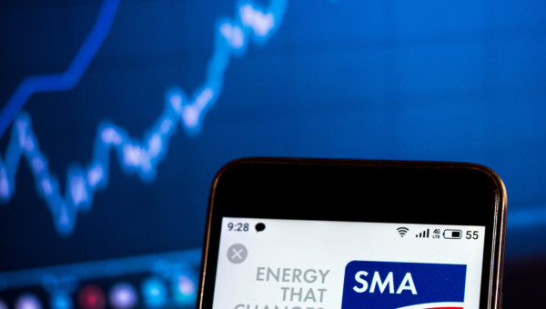 SMA Solar erhöht seine Prognose - Aktie erreicht alte Rekorde aus dem Jahr 2010