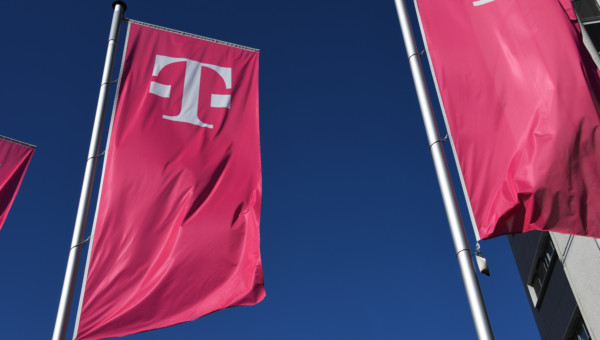 Deutsche Telekom überzeugt mit starkem Neukundenwachstum und besticht durch attraktive Bewertung!