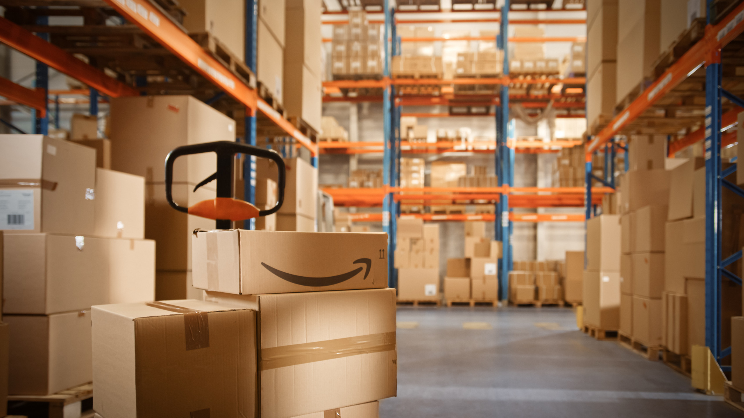 Amazon möchte künftig vermehrt in KI-Start-ups, autonome Fahrzeuge und den asiatischen Markt investieren