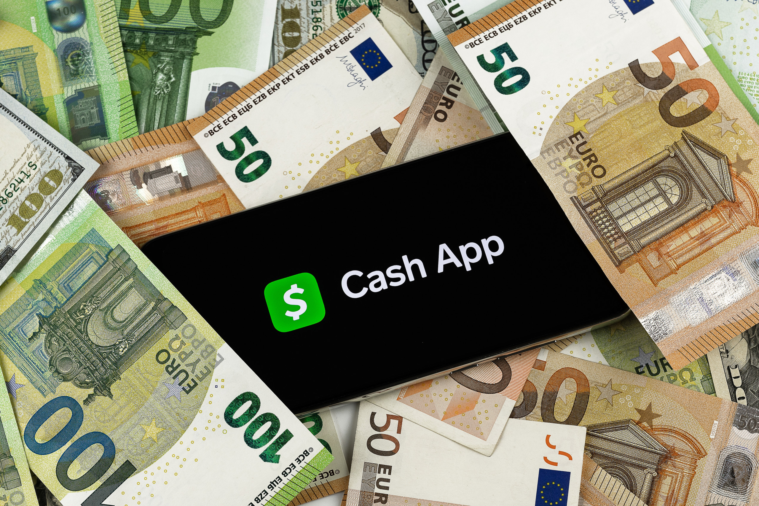Block: Dorsey will Cash App als Hauptbank für 100.000-150.000 USD-Verdiener etablieren