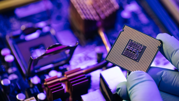 Intel stellt mit Gaudi 3 einen Chip vor, der leistungsstärker als Nvidias H100-Generation sein soll
