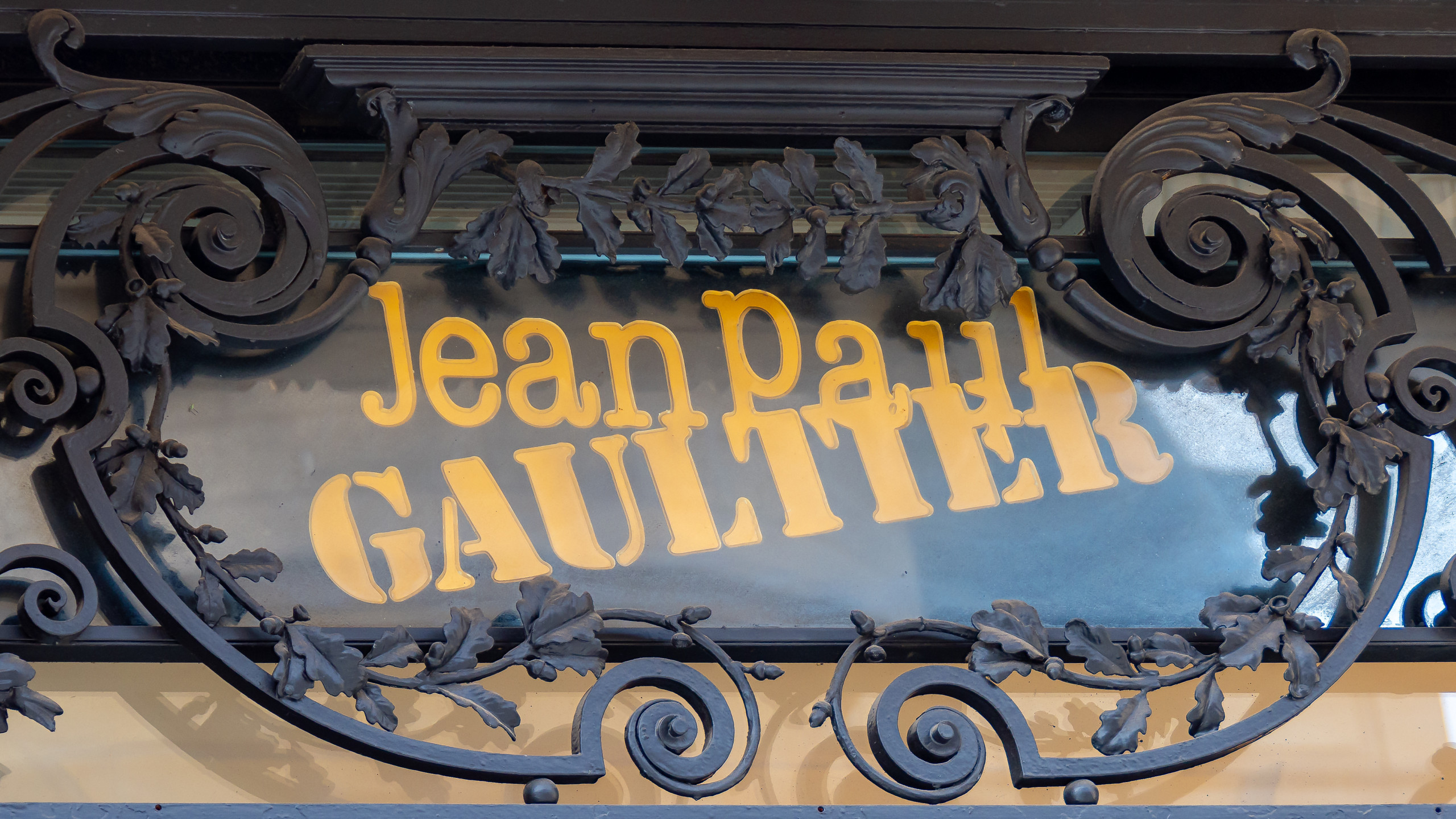 Jean-Paul-Gaultier-Eigentümer Puig plant Börsengang in Spanien im Wert von 3,25 Mrd. USD