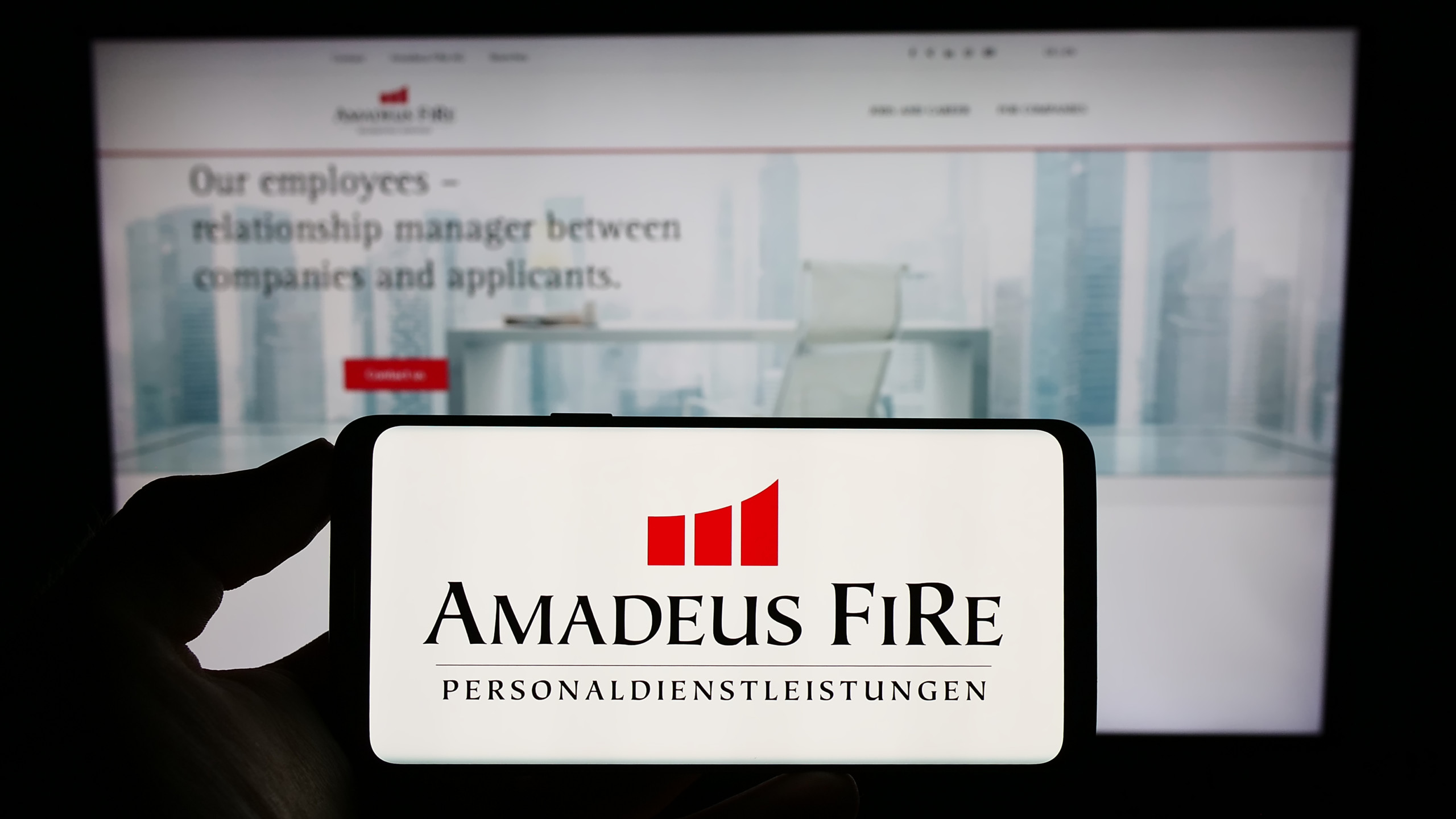 Nebenwerte Depotblog: Amadeus Fire steigert den Q1-Umsatz um 3,4 %, bekommt jedoch die Wirtschaftsflaute zu spüren