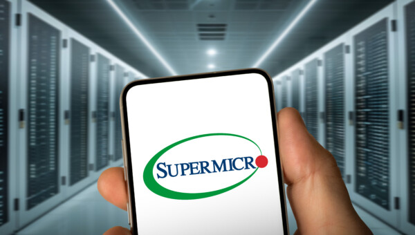 Supermicro baut ein groß angelegtes KI-Rechenzentrum und kündigt eine Reihe von Produkten auf Basis der NVIDIA-Blackwell-Architektur an