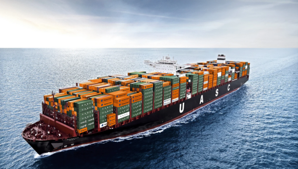 Hapag-Lloyd – Hamburger Container-Reederei profitiert von einem Transportaufkommen auf Rekordniveau und steigenden Frachtraten