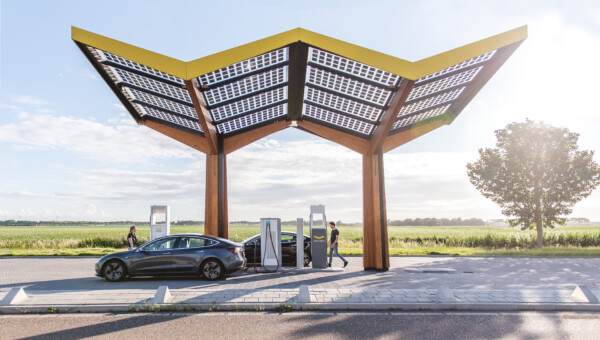 Fastned – Niederländischer Betreiber von Ökostrom-Ladestationen an Autobahnen und Schnellstraßen mit starkem Wachstumsszenario bis 2030