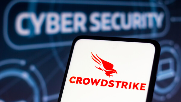 CrowdStrike erreicht trotz des IT-Ausfalls neuen Spitzenwert bei seinen Einnahmen! Kunden halten mit über 97 % die Treue!