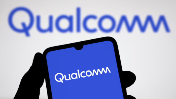 Qualcomm überzeugt mit starkem Ausblick dank steigender Smartphone-Nachfrage und Wachstum in neuen Geschäftsfeldern