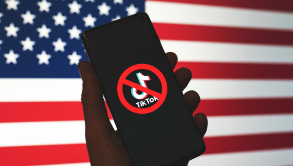 Endgültiges Verbot von TikTok in den USA? Apple und Google sollen sich auf die Sperrung der App vorbereiten!