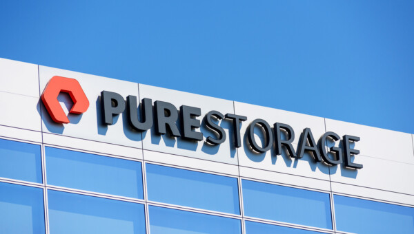 Pure Storage-Aktie geht durch die Decke! Starke Quartalszahlen und ein Designsauftrag für einen Hyperscaler sind die Kurstreiber