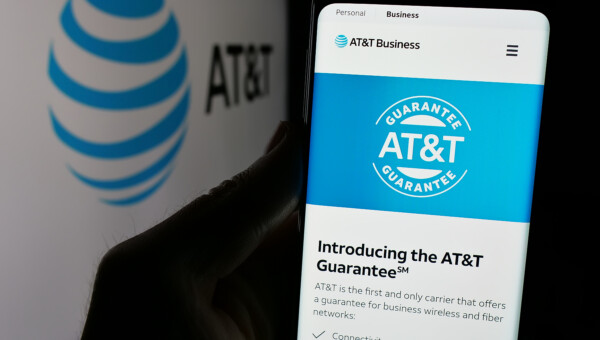 AT&T erreicht deutliches Wachstum bei 5G- und Glasfaser-Abonnenten! Aktie markiert höchsten Tagesgewinn seit 15 Monaten!